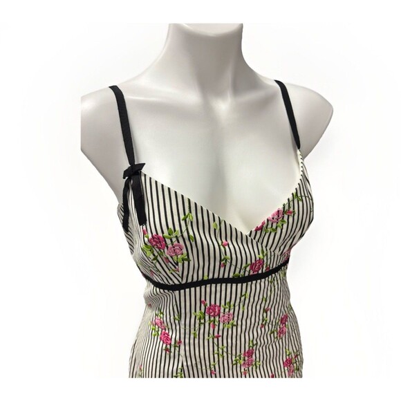 Y2K Maggy London floral Embroidered Roses Striped Babydoll Dress Sz12 - Picture 3 of 12